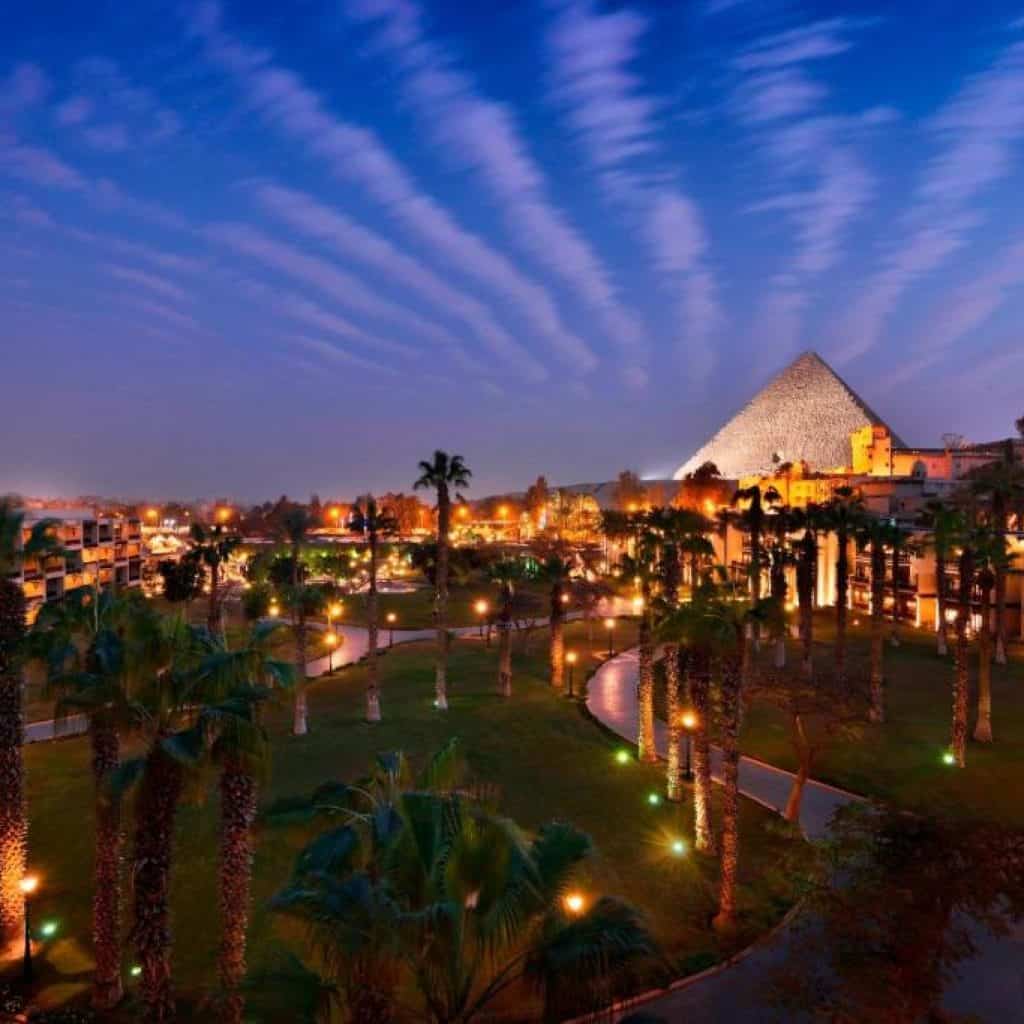 Giza Travel Guide: Explore Egypt’s Ancient Wonders & Hidden Gems 7 Mena House