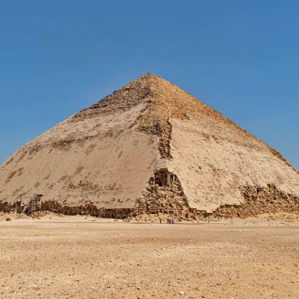 Giza Travel Guide: Explore Egypt’s Ancient Wonders & Hidden Gems 4 Dahshor pyramid