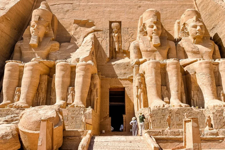 abu simbel tour